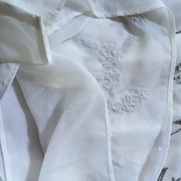 WHBM V-Neck Beaded Top - Picture 7 of 8